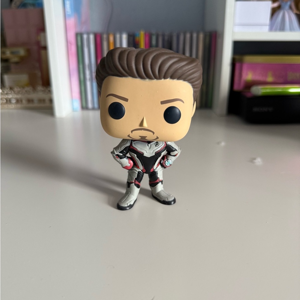 tony stark avengers endgame funko pop